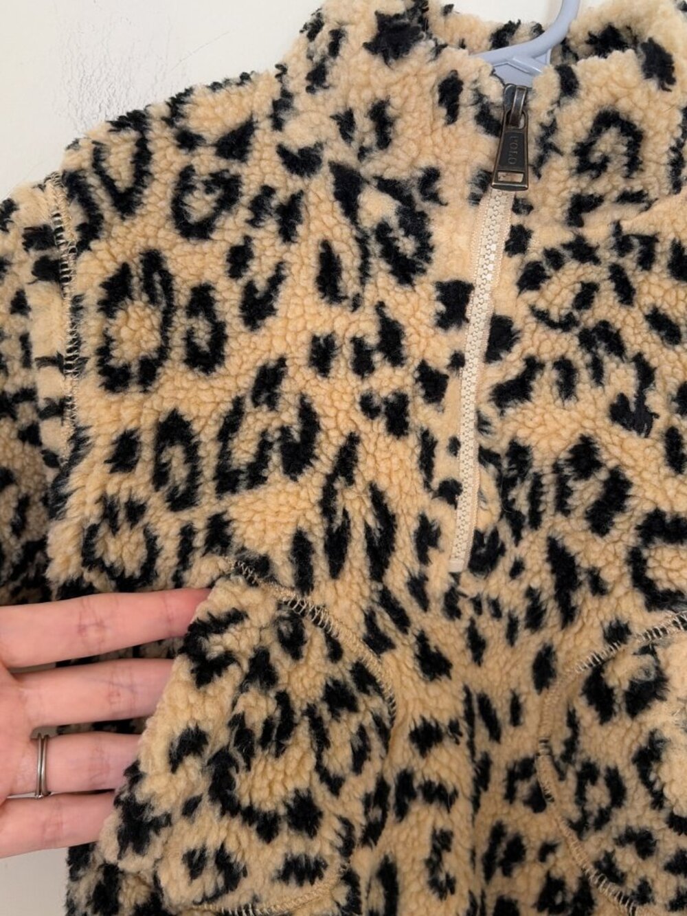 Polo Ralph Lauren Girls Cheetah High Pile Fleece Quarter Zip Pullover - Picture 2 of 5